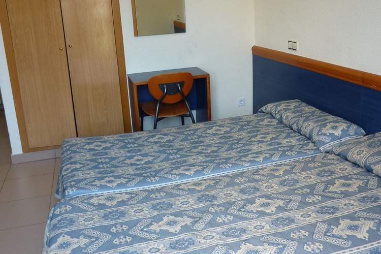 Twin hotel roma reial barcelona Twin hotel roma reial barcelona